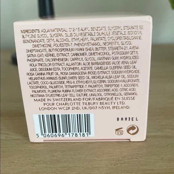 Charlotte Tilbury Magic Cream 1 oz - Picture 5 of 5
